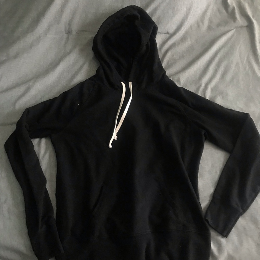 black old navy sweatshirt